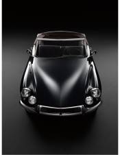 TeNeues, Black Beauties - Iconic Cars